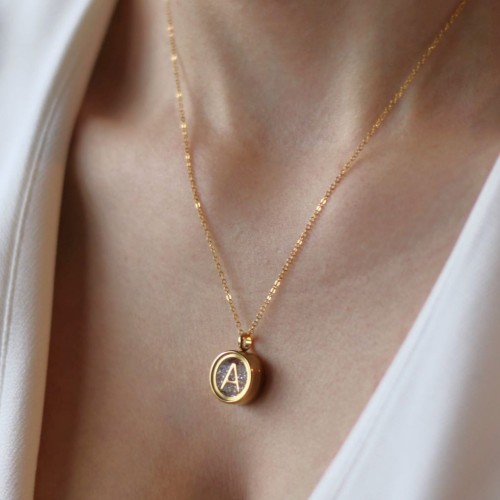 Złoty naszyjnik sekretnik MINI  z cyrkonią i literką